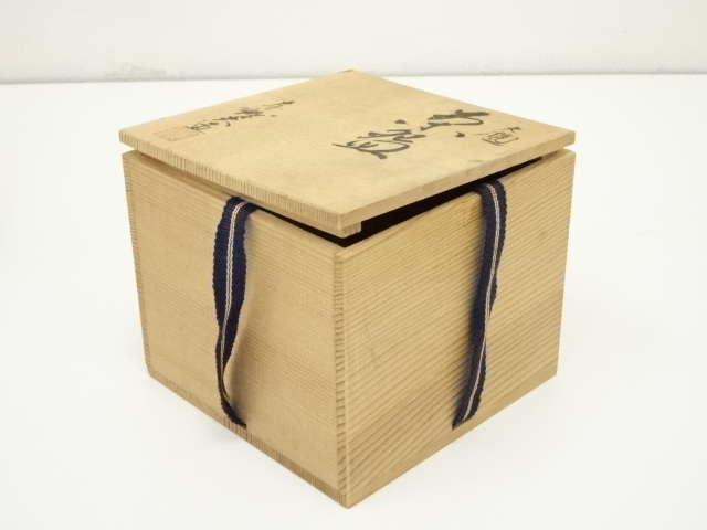 Y2446-1 茶道具 岩村与詩夫 大樋茶碗 共箱　JJJ Y2446-1 茶道具 岩村与詩夫 大樋茶碗 共箱 JJJ - メルカリ